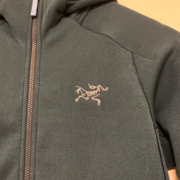 New with tags Arc’teryx Kyanite hootie size extra small - Picture 2 of 6